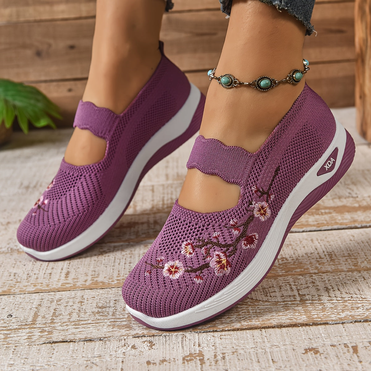 Breathable Slip On Shoes Lightweight Floral Mesh