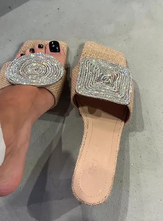 Quadelle | Square Heel Sandals