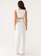 Averielle | Figure-Flattering Maxi Dress