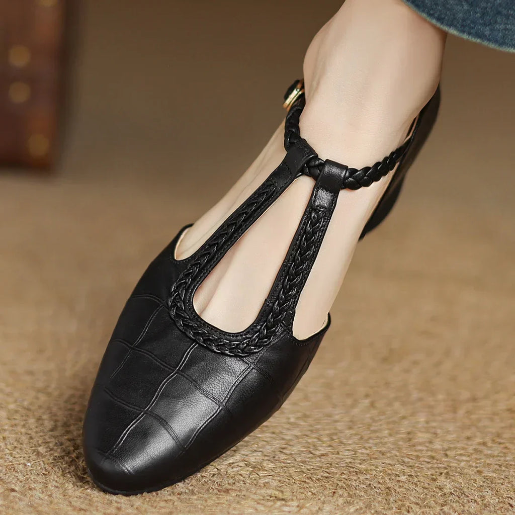 Averlis | Elegant Classic Shoes