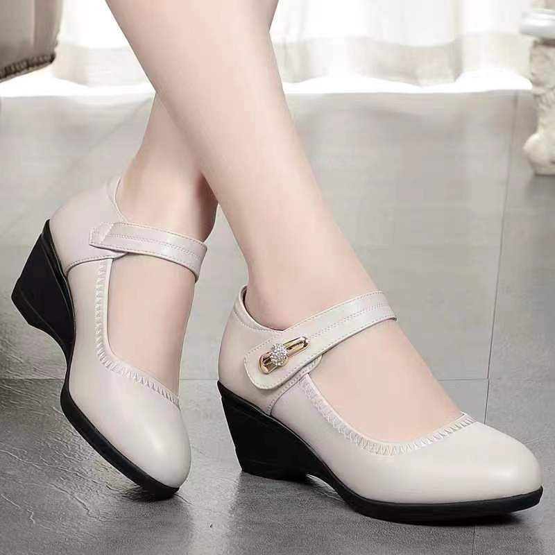 Softvella | Soft Sole Heel Shoes
