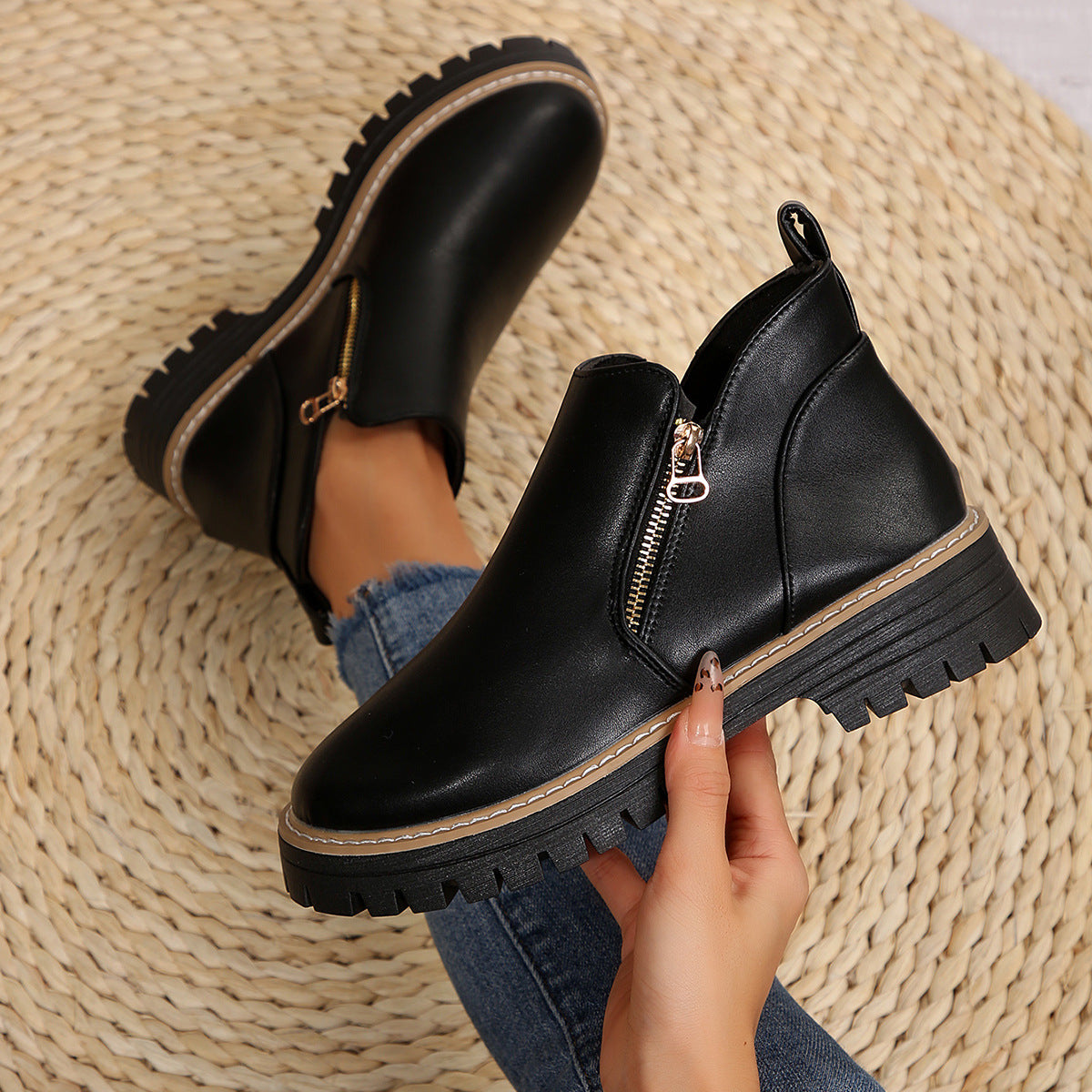 Velirissea | Orthopaedic Ankle Boots