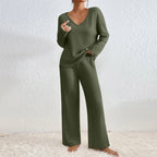 Selvarinnei | Two-piece V-neck Set
