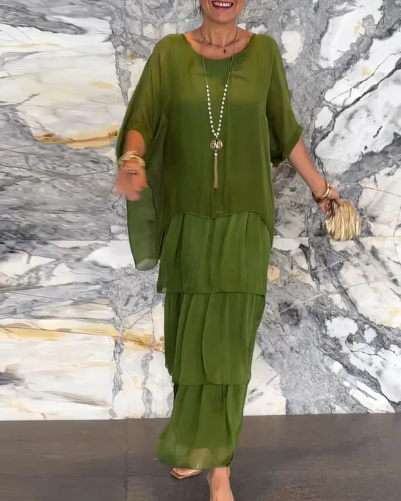 Lara – Graceful Maxi Dress with Flowing Design