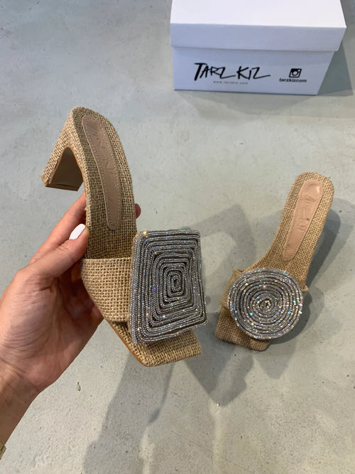 Quadelle | Square Heel Sandals