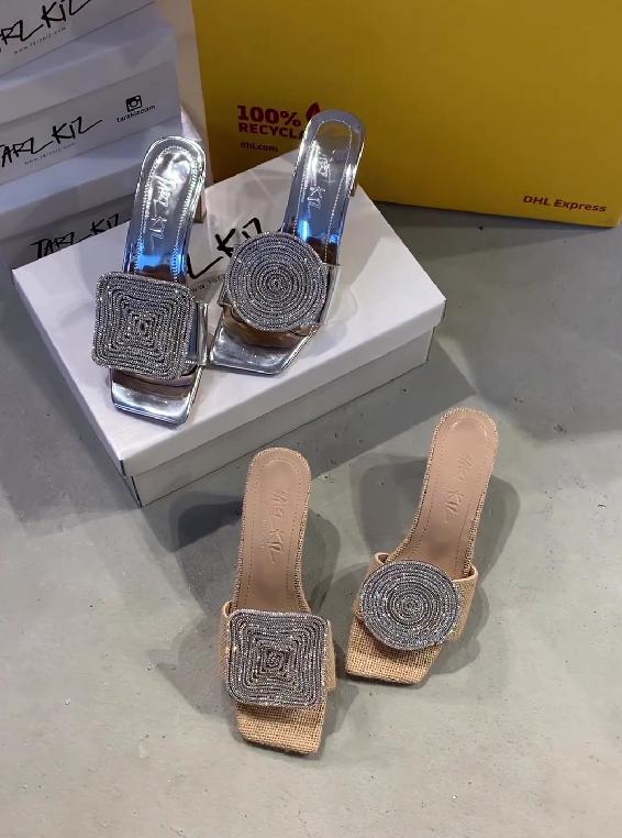 Quadelle | Square Heel Sandals