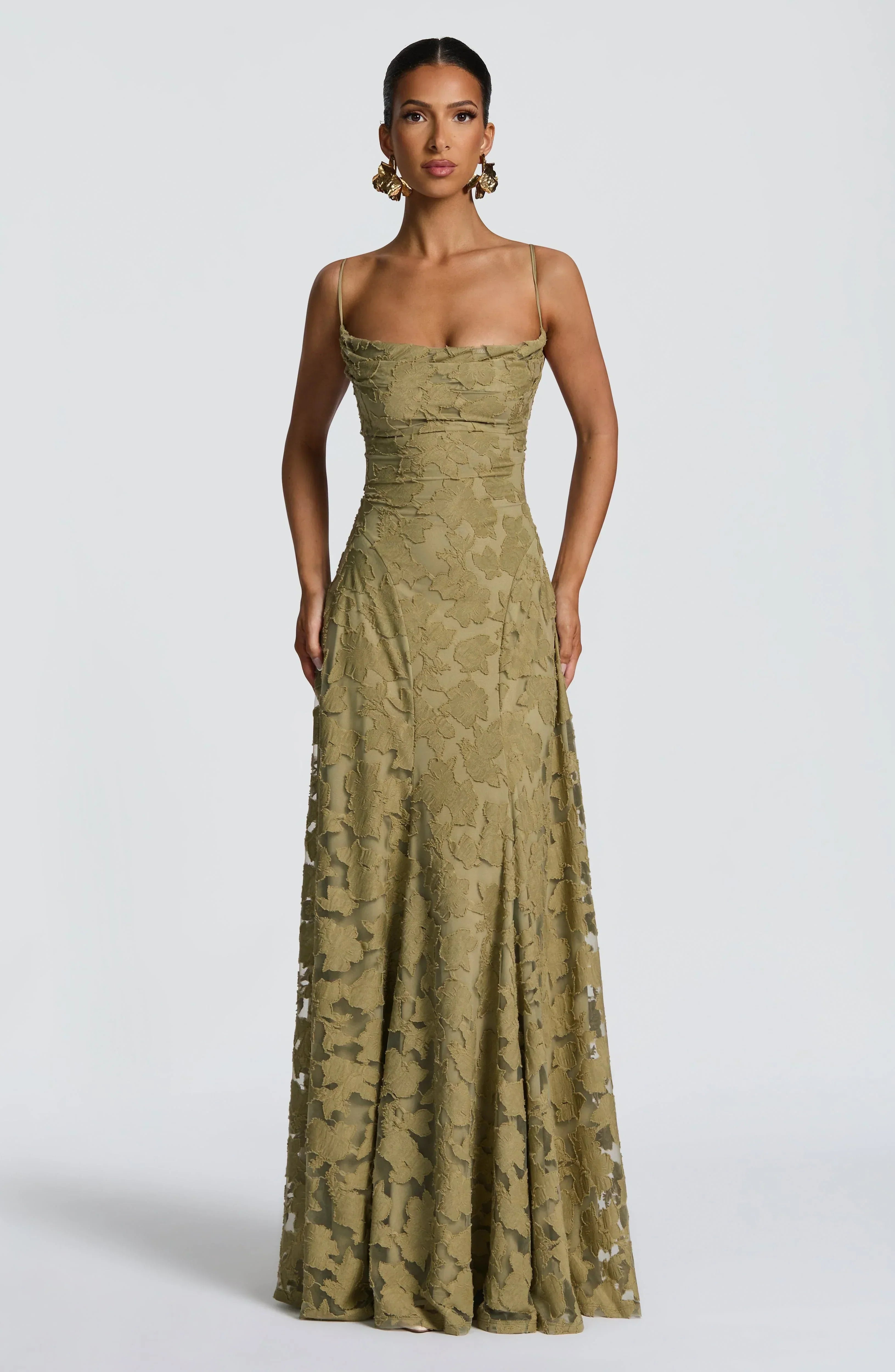 Melioraine | Elegant Flowing Maxi Dress