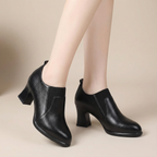 Veltrisse | Vintage Chunky Heel Shoes