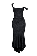 Alisette | elegant maxi dress